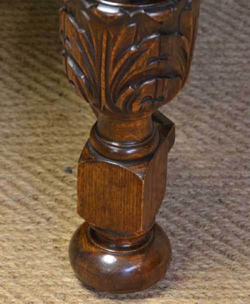 fig 1. Quality Edwardian Pineapple Leg Antique Oak Extending Dining Table