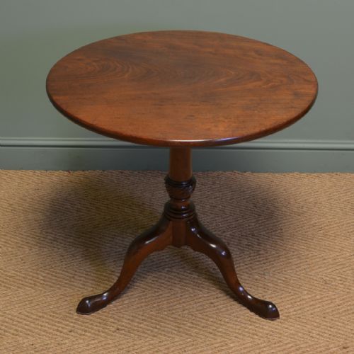 Magnificent Quality Figured Mahogany Georgian Antique Tripod Lamp / Occasional Table