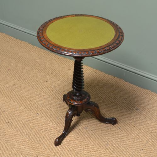 Beautiful Decorative Victorian Walnut Antique Occasional / Lamp Table