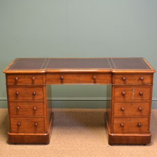 Fine Quality Victorian Mahogany Antique Pedestal Desk