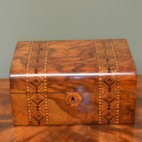 Striking Figured Walnut Antique Inlaid Banded Antique Victorian Jewellery Box
