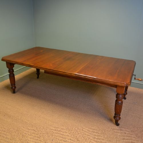 Quality Victorian Walnut Antique Wind Out Extending Dining Table