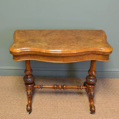 Fine Quality Victorian Figured Walnut Antique Card / Games Table