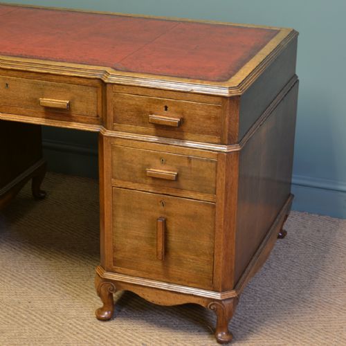 fig 1. Superb Quality Stylish Art Deco Oak Antique Pedestal Desk