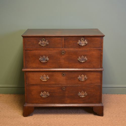 Early Eighteenth Century Period Oak Country House Antique Chest of Drawers