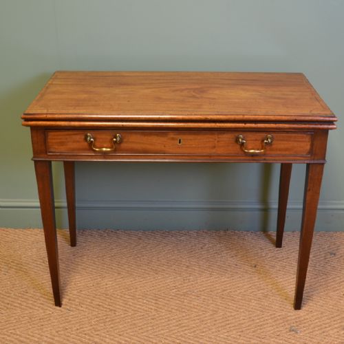 Country House Georgian Mahogany Antique Side / Tea Table
