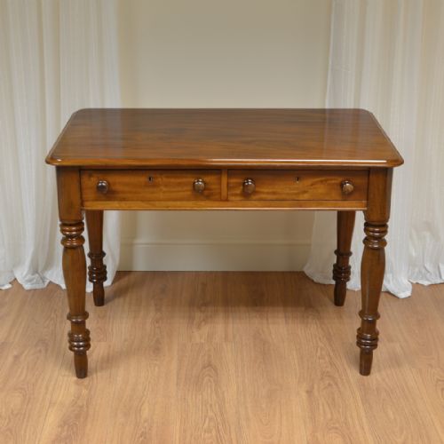 Fine Quality Victorian Mahogany Antique Side Table / Writing Table