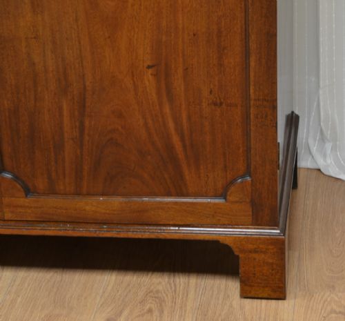 fig 1. Quality Mahogany Antique George III Press Cupboard