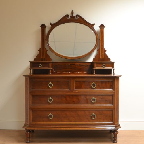 Spectacular Victorian Mahogany Antique Dressing Table