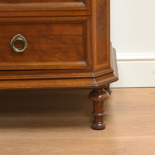 fig 1. Spectacular Victorian Mahogany Antique Dressing Table