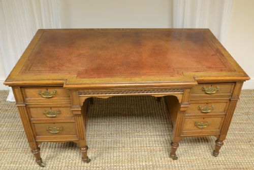 fig 1. Superb Quality Victorian Golden Oak Antique Pedestal Desk
