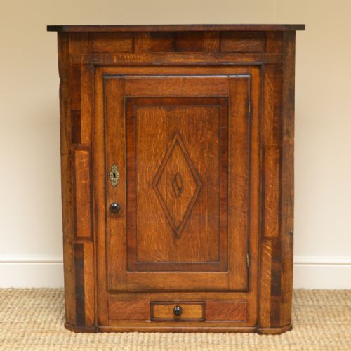 Georgian Oak Antique Corner Cupboard