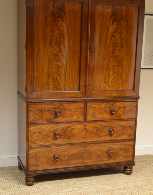 fig 2. Spectacular Quality Victorian Rich Figured Mahogany Antique Linen Press