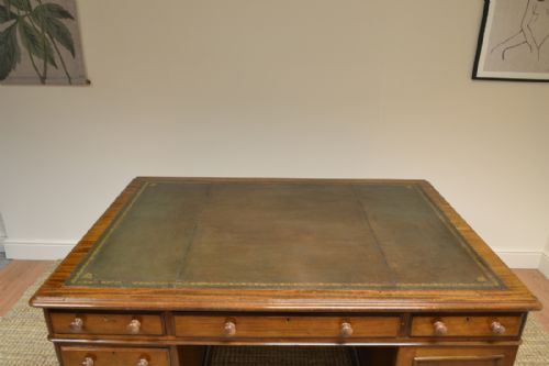 fig 3. Large Victorian Mahogany Antique Partners Desk