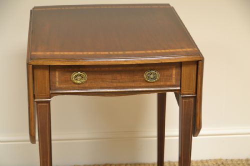 fig 2. Stunning Quality Edwardian Mahogany Antique Drop Leaf Side Table