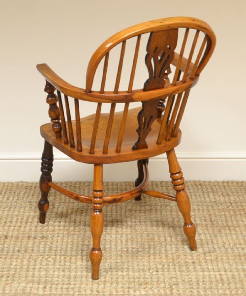fig 1. Fine Country Georgian Antique Yew Windsor Chair