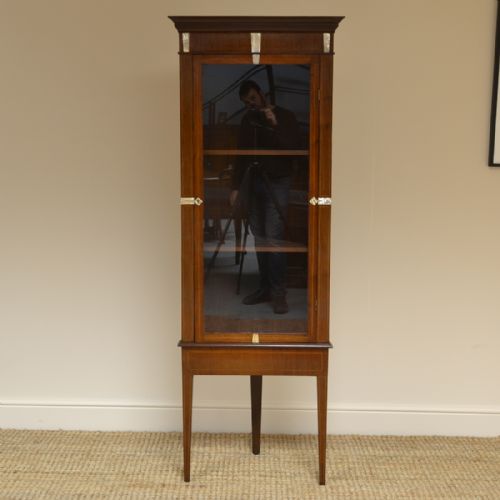 Fine Quality Victorian Inlaid Floor Standing Antique Corner Cabinet