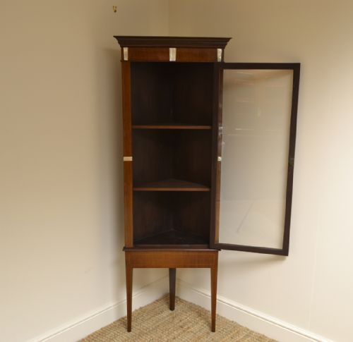 fig 1. Fine Quality Victorian Inlaid Floor Standing Antique Corner Cabinet