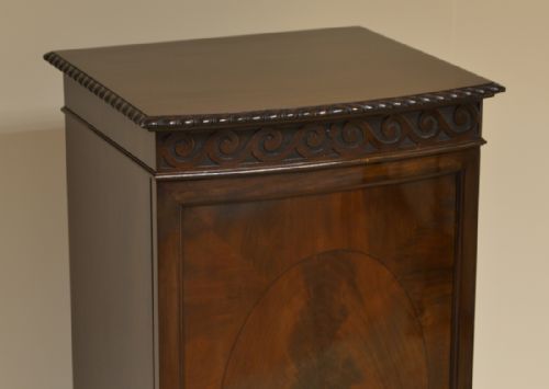 fig 1. Quality Bow Fronted Edwardian Flamed Mahogany Antique Cabinet