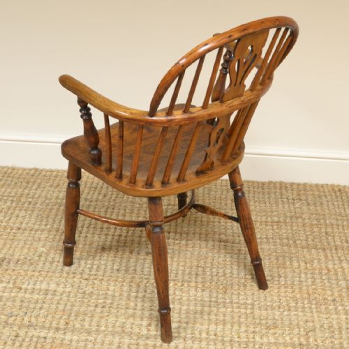 fig 3. Quality Country House Yew & Elm Georgian Antique Windsor Chair