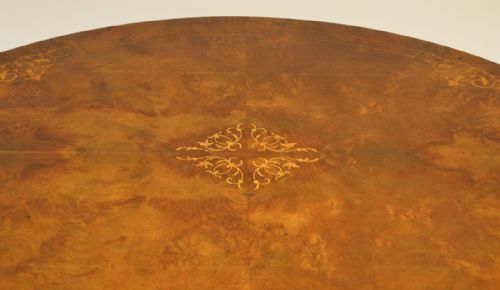 fig 1. Victorian Figured Walnut Inlaid Oval Antique Table