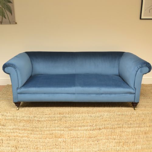 Superb Quality Large Victorian Upholstered Antique Settee