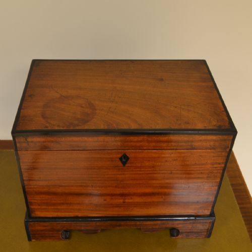fig 2. Quality Georgian Satinwood Antique Storage Box