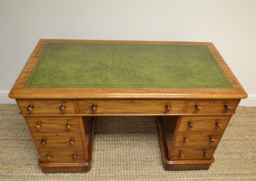 fig 2. Quality Victorian Mahogany Antique Pedestal Knee Hole Desk