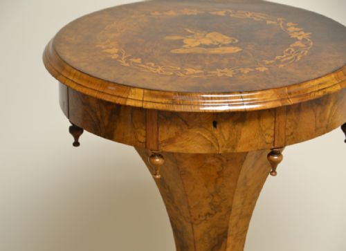 fig 3. Fine Quality Victorian Figured Walnut Antique Work Box