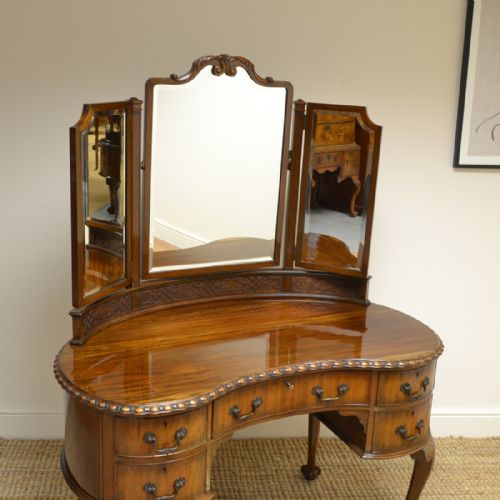 fig 3. Stunning Waring & Gillow Kidney Shaped Antique Dressing Table