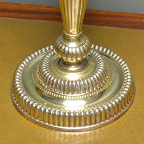 fig 2. Stunning Victorian Brass Antique Oil Lamp