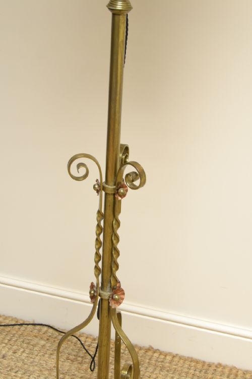 fig 2. Decorative Floor Standing Antique Lamp