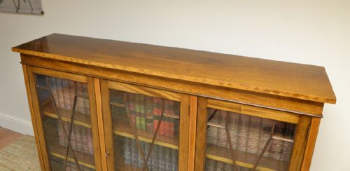 fig 1. Superb Quality Inlaid Edwardian Figured Mahogany Antique Bookcase