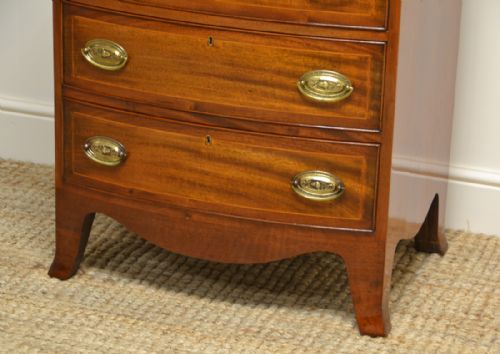 fig 2. Fine Quality Small Regency Bow Fronted Antique Chest of Drawers
