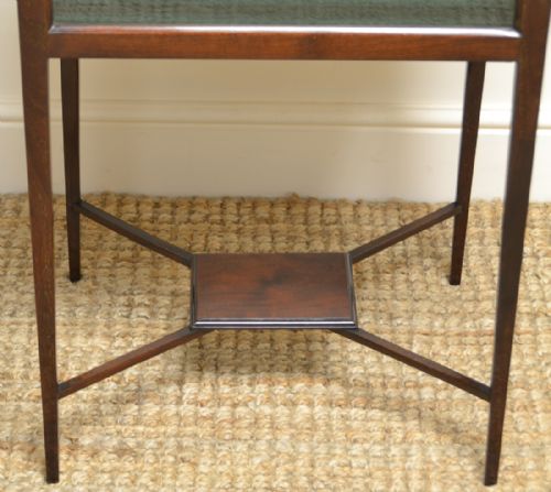 fig 2. Elegant Victorian Mahogany Antique Bijouterie Table