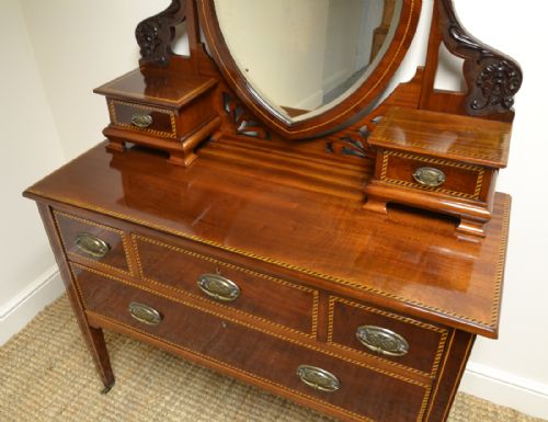fig 3. Quality Victorian Mahogany Inlaid Antique Dressing Table