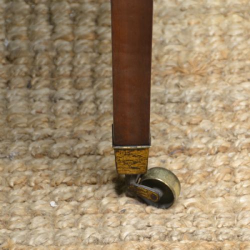 fig 3. Quality George III Solid Mahogany Antique Drop Leaf Table