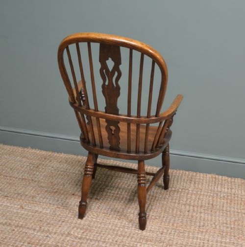 fig 2. Country House Elm & Ash Antique Windsor Chair