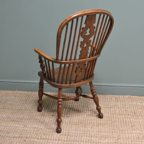fig 1. Georgian Ash and Elm Antique Windsor Chair