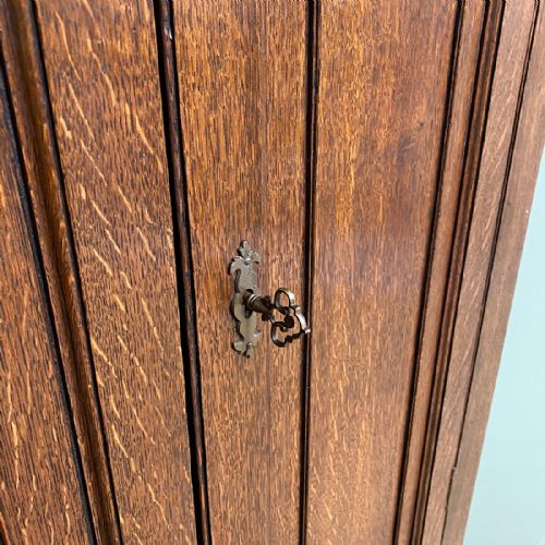 fig 1. Georgian Country Oak Antique Floor Standing Corner Cupboard