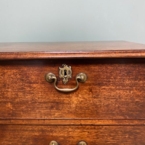 fig 2. Superb George III Mahogany Country House Antique Chest Of Drawers