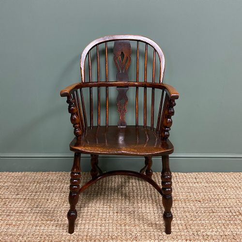 Country House Georgian Oak and Elm Antique Windsor Chair