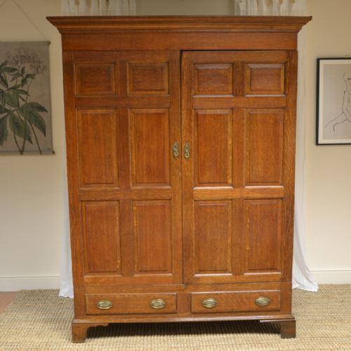 Large Country House Georgian Oak Antique Wardrobe
