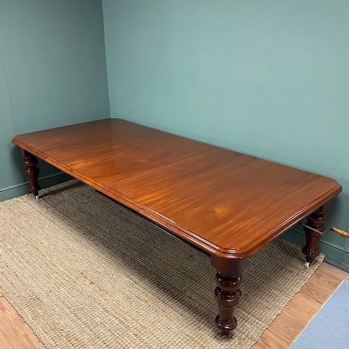 fig 3. Quality Victorian Mahogany Antique Wind Out Extending Dining Table
