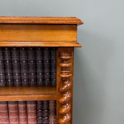 fig 3. Beautiful Victorian Large Oak Antique Open Bookcase