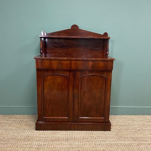Superb Quality Victorian Antique Mahogany Chiffonier / Sideboard