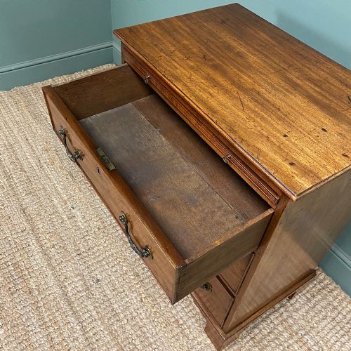 CHARMING GEORGIAN MAHOGANY ANTIQUE CHEST OF DRAWERS WITH BRUSHING SLIDE - ADDITIONAL PHOTO 3