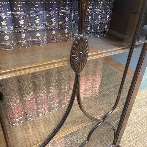 QUALITY EDWARDIAN MAHOGANY GLAZED ANTIQUE BOOKCASE - ADDITIONAL PHOTO 6