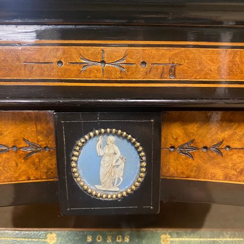 SPECTACULAR BURR WALNUT VICTORIAN ANTIQUE MUSIC CABINET - ADDITIONAL PHOTO 5