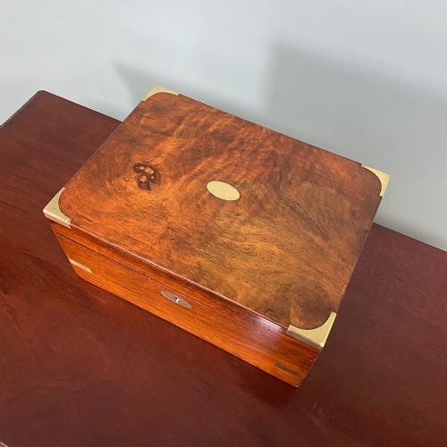 WALNUT AND BRASS BOUND ANTIQUE WRITING SLOPE BOX - ADDITIONAL PHOTO 4